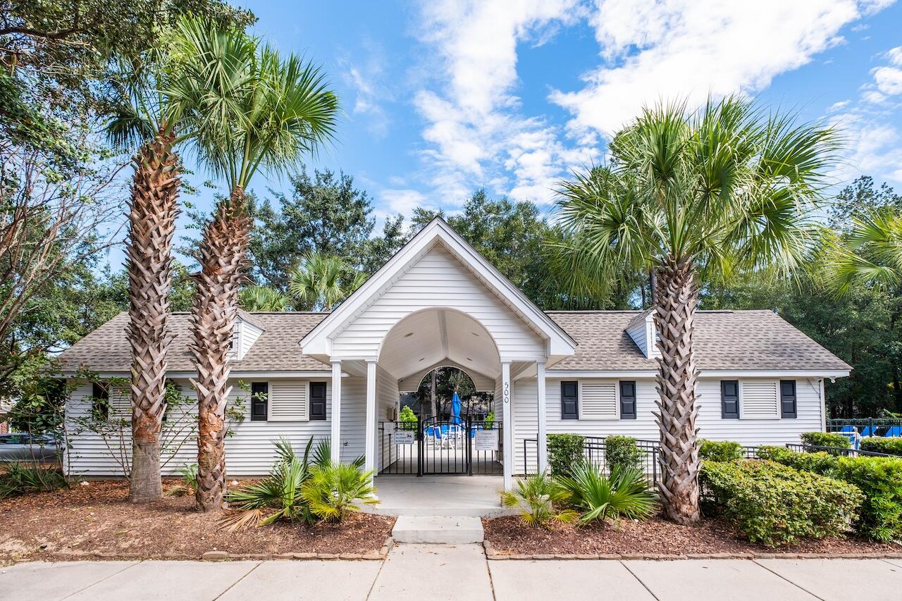 330 Kelsey Boulevard