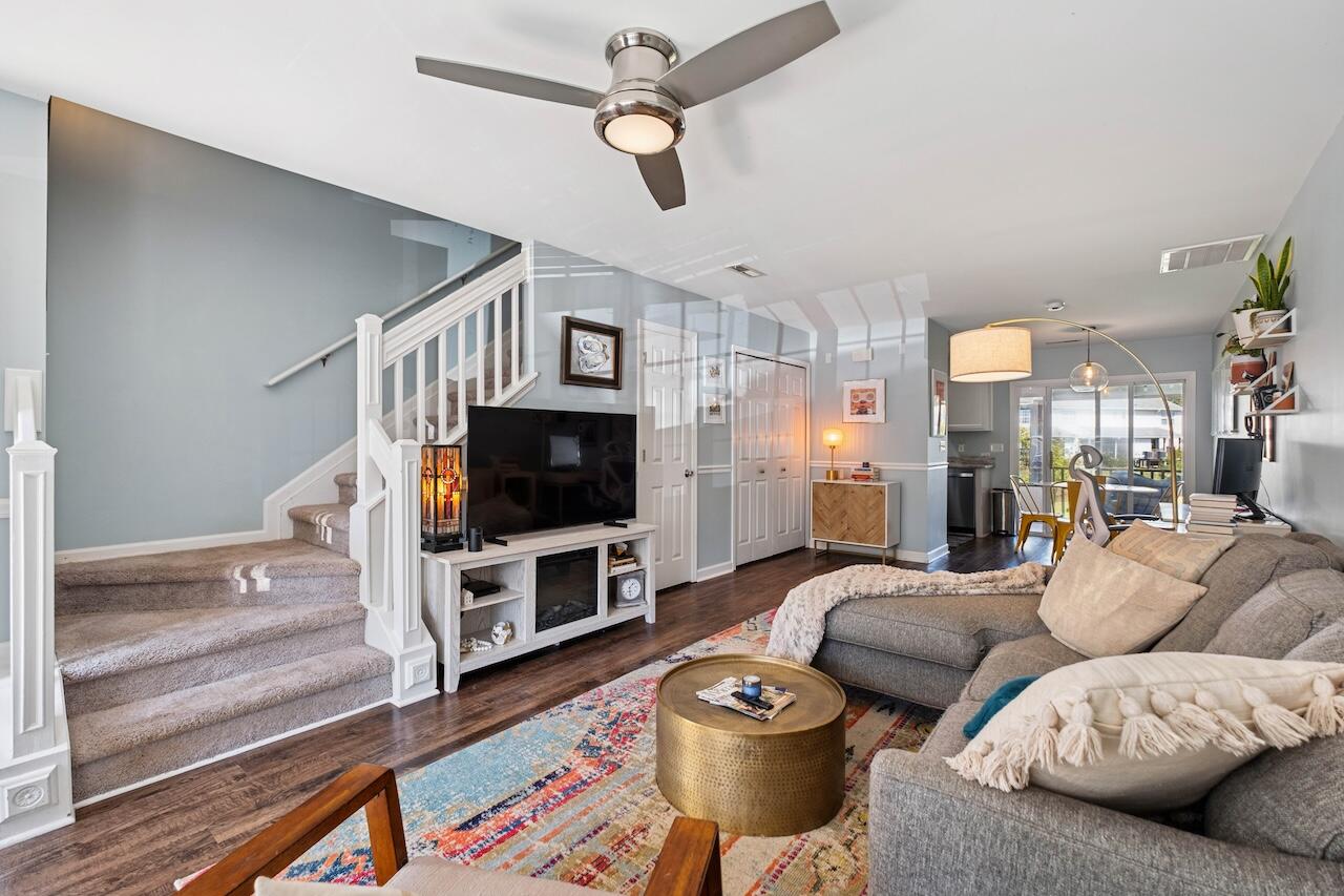 330 Kelsey Boulevard