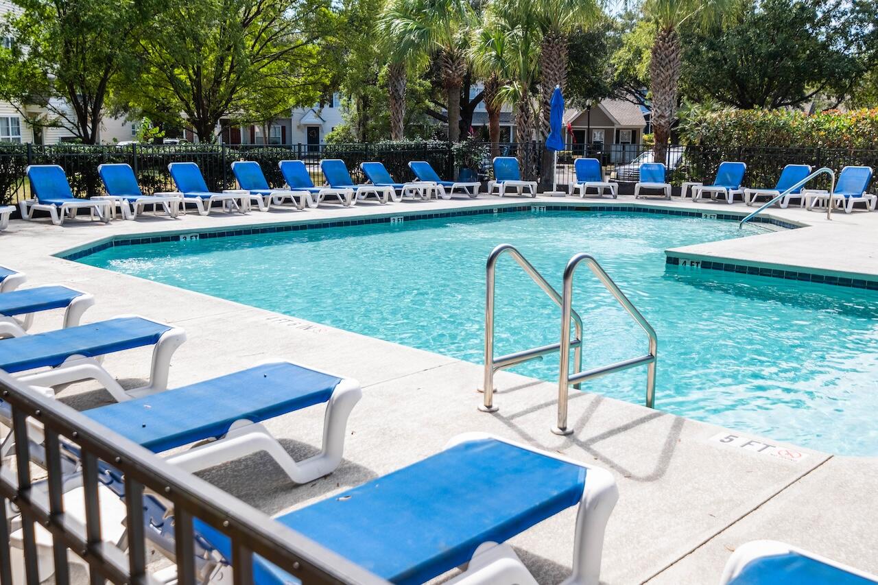 330 Kelsey Boulevard