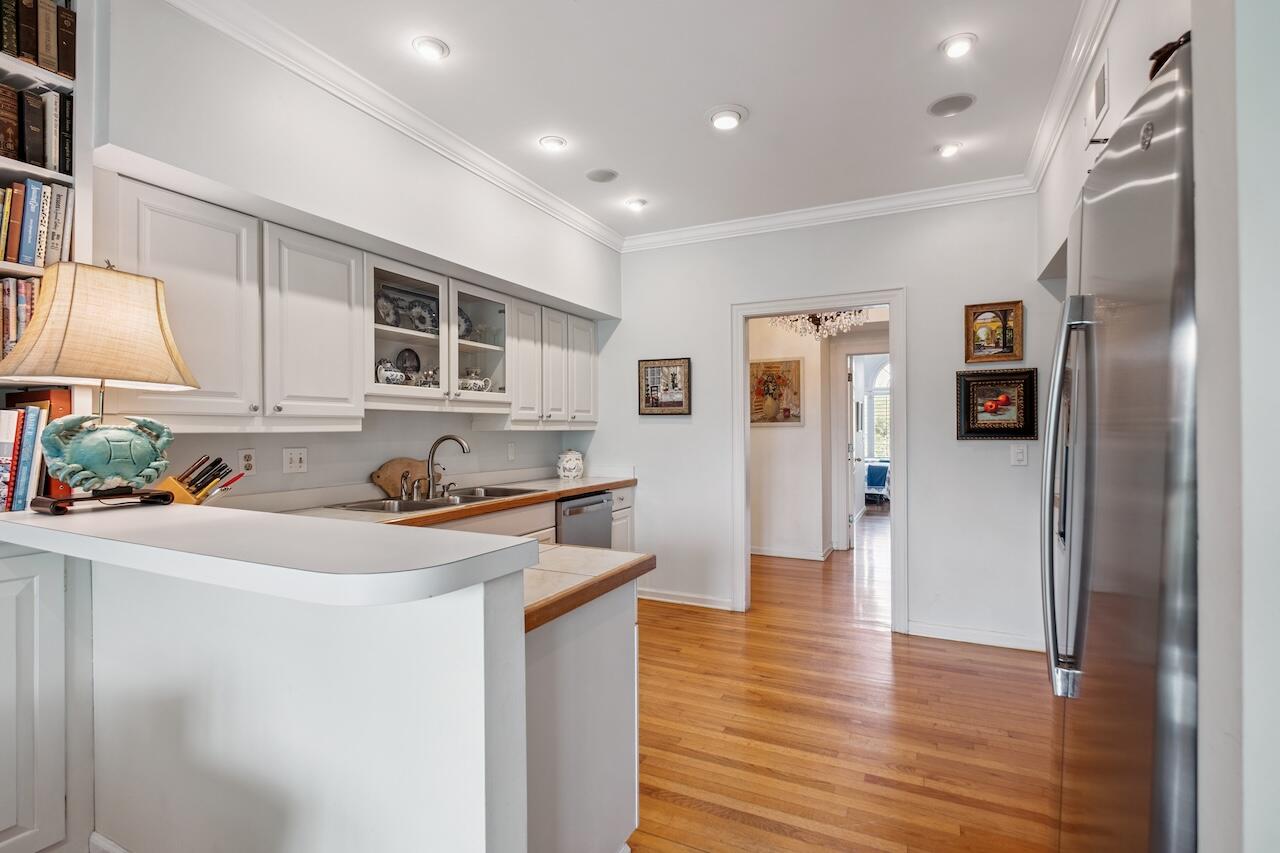 1551 Ben Sawyer Boulevard # J, Mount Pleasant Unit: 5-J