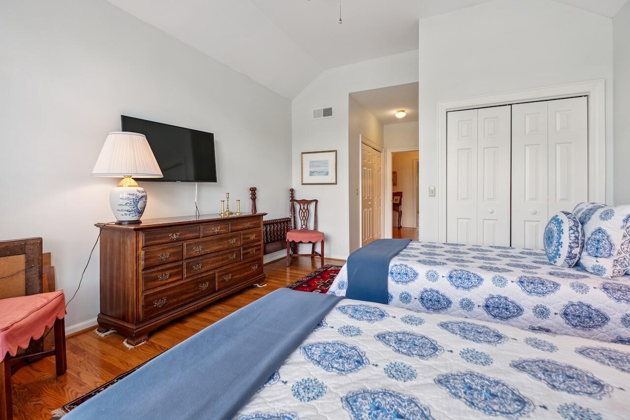 1551 Ben Sawyer Boulevard # J, Mount Pleasant Unit: 5-J