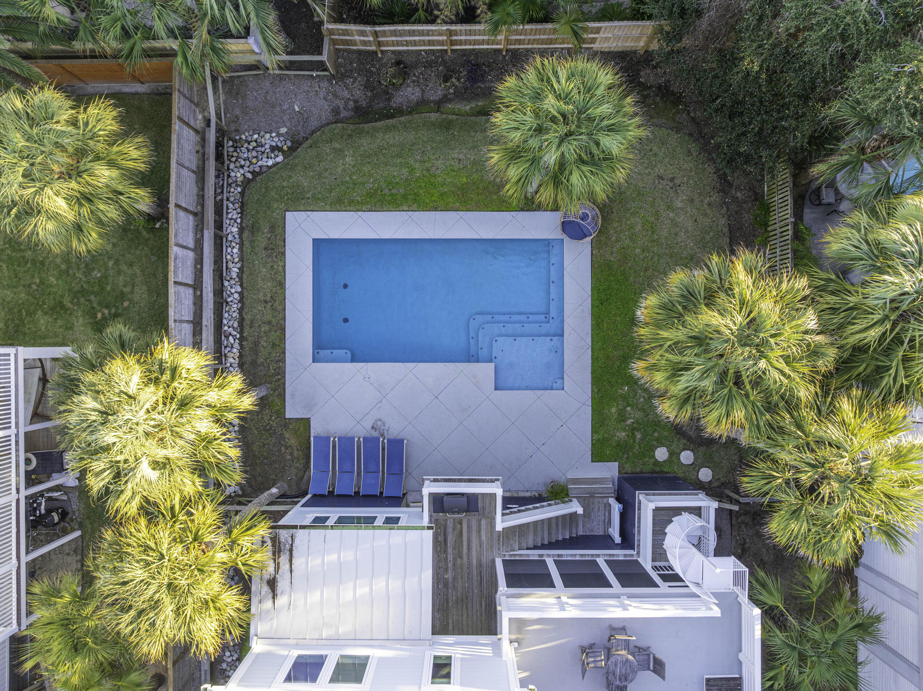 122 Carolina Boulevard