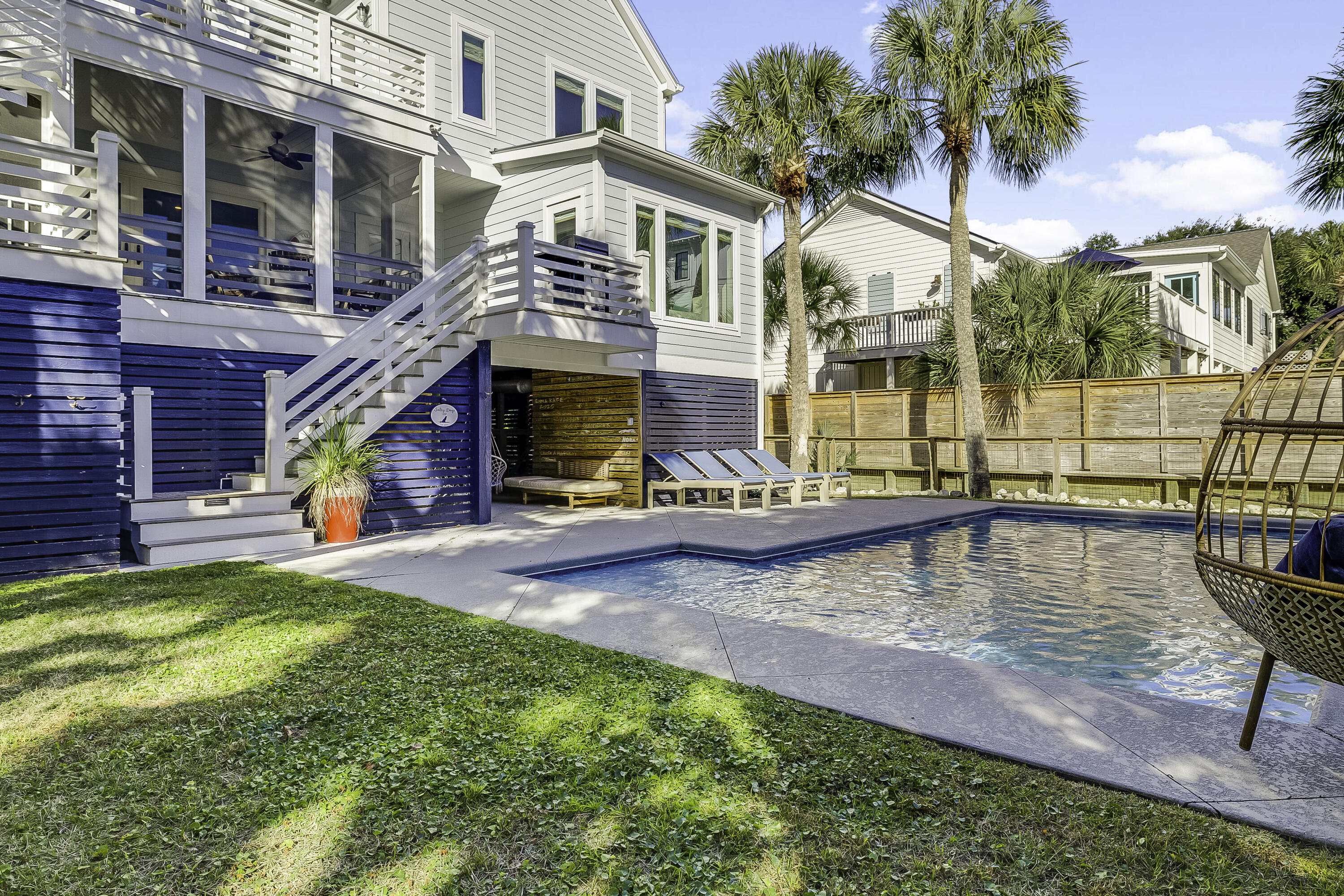 122 Carolina Boulevard