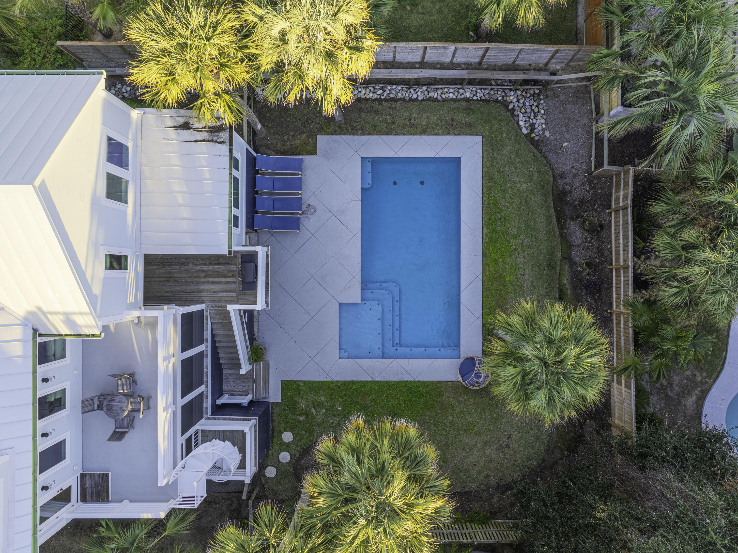 122 Carolina Boulevard