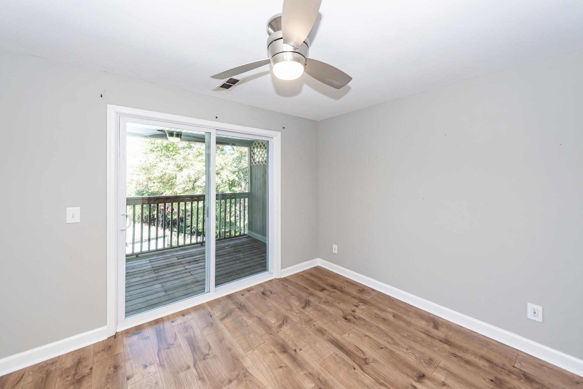 1530 Fort Johnson Road # 3j