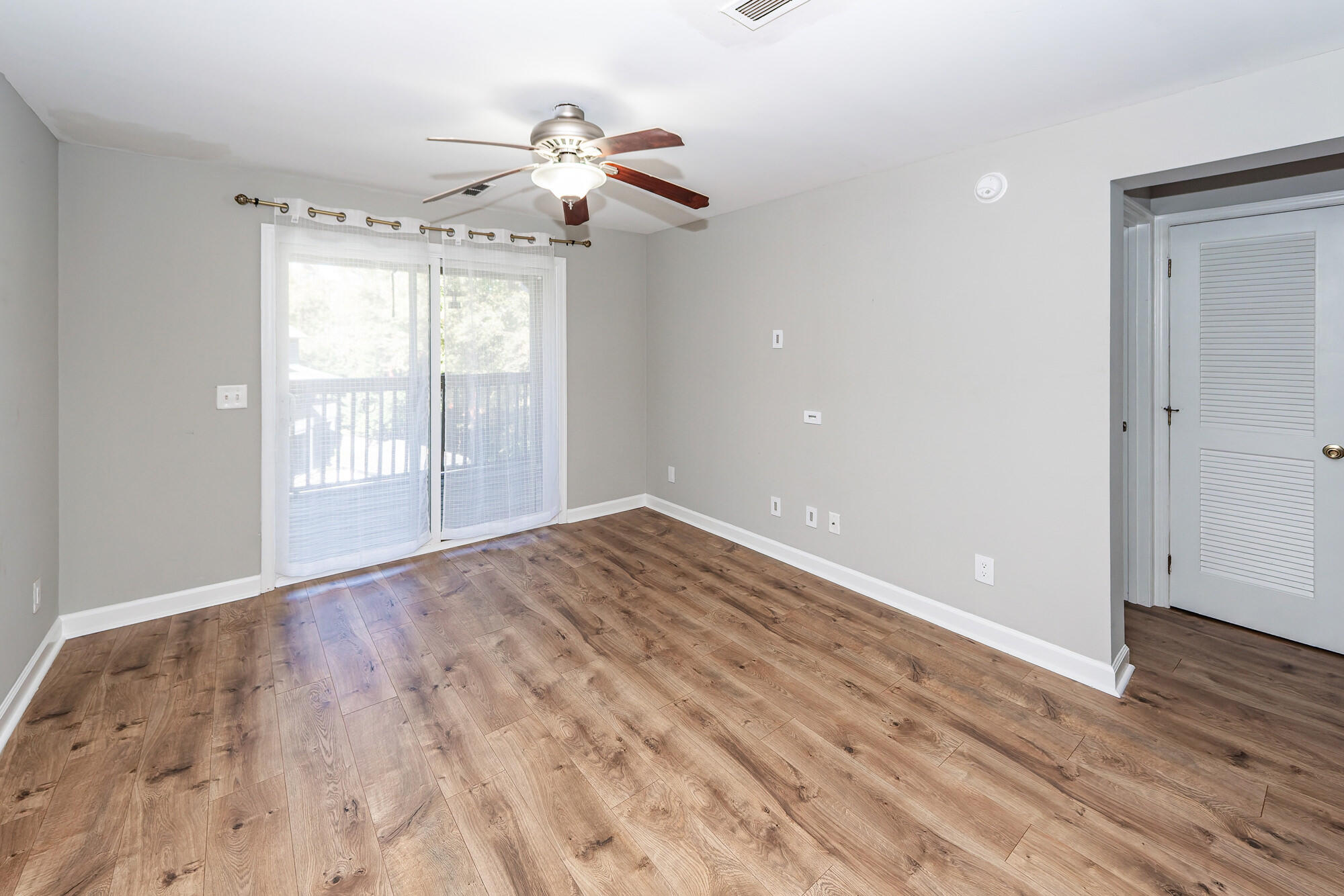 1530 Fort Johnson Road # 3j