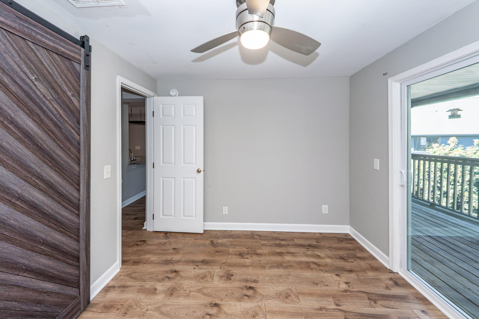 1530 Fort Johnson Road # 3j