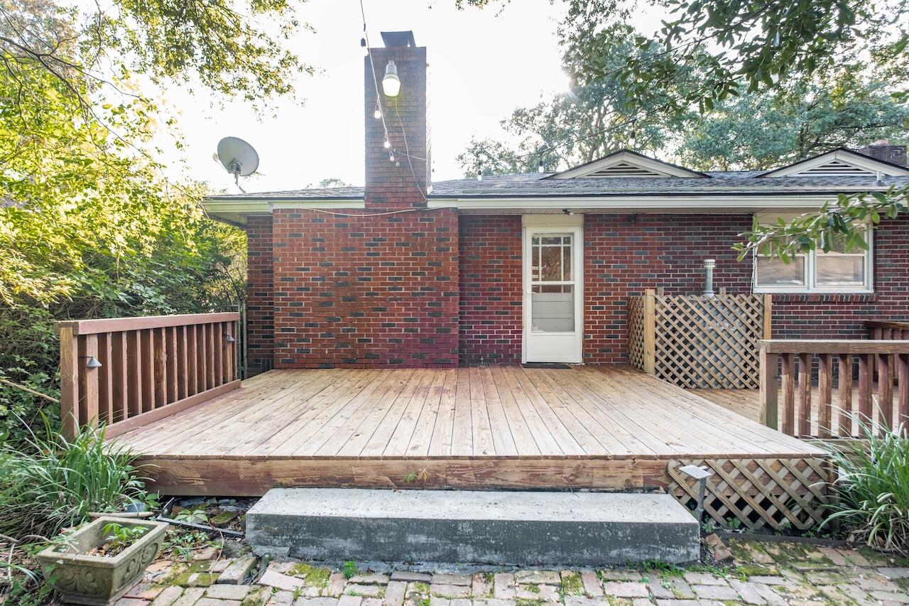 4968 Victoria Avenue