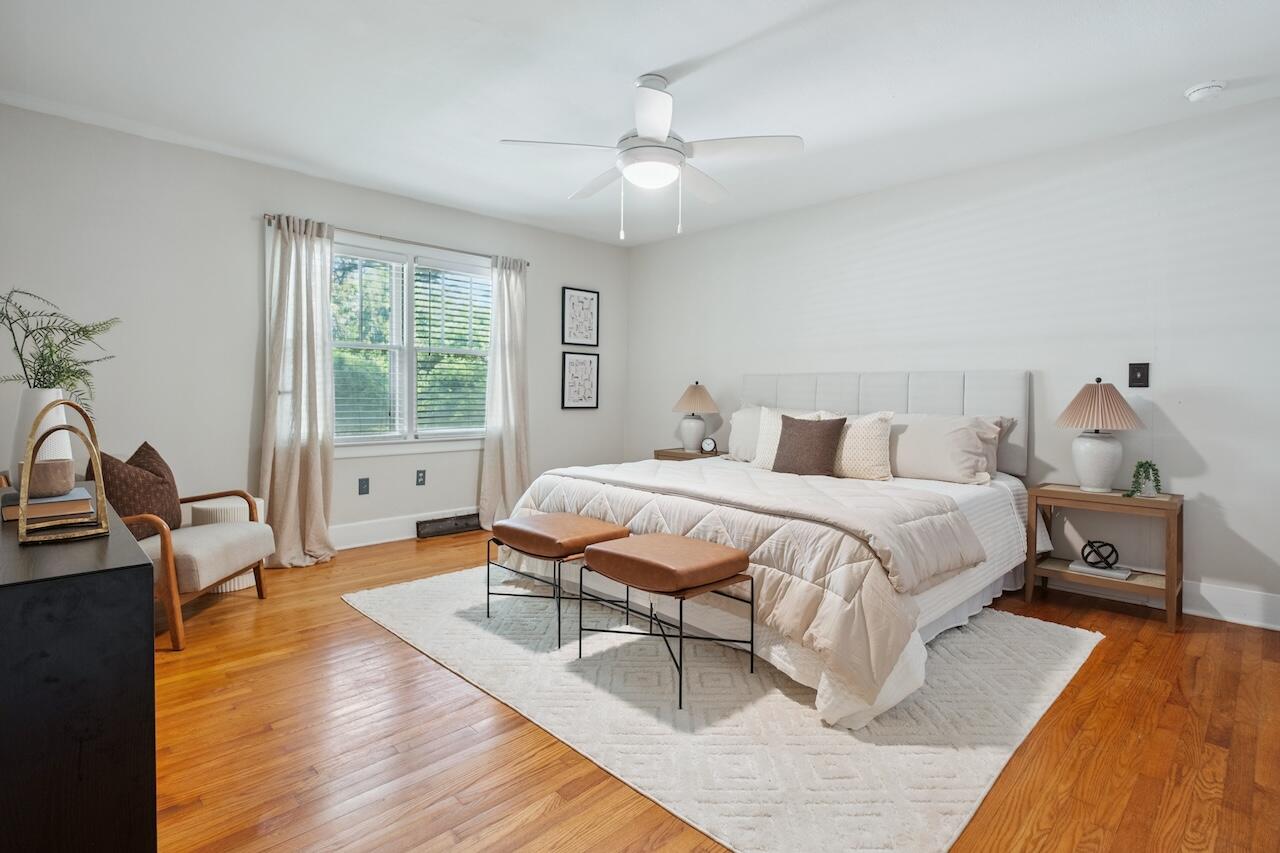 4968 Victoria Avenue