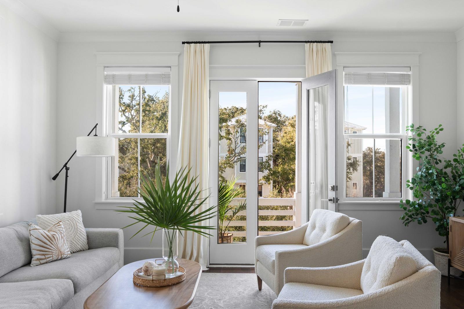 986 Key Colony Court