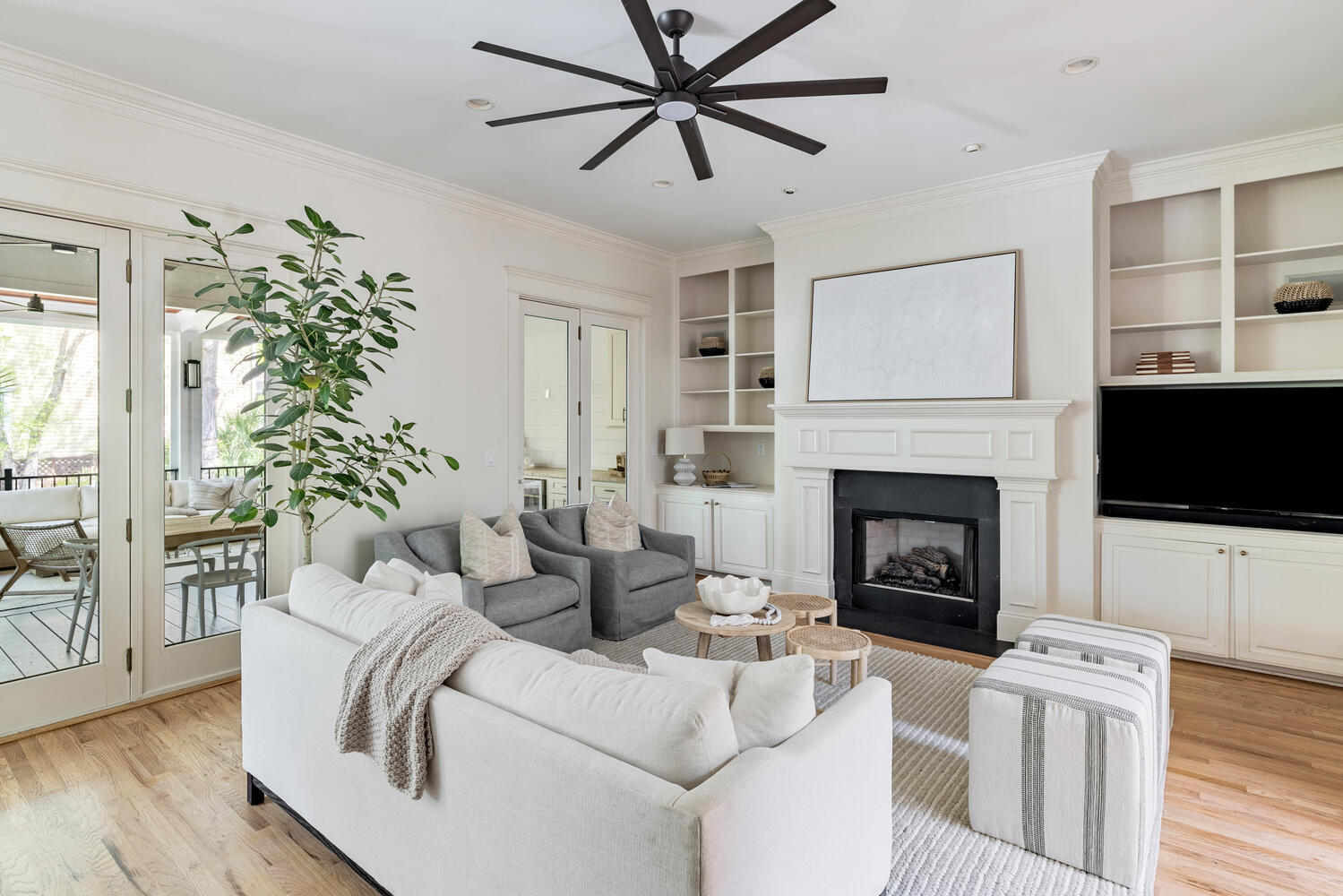 102 Bellinger Street