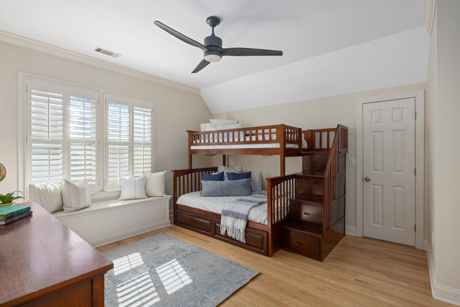 102 Bellinger Street