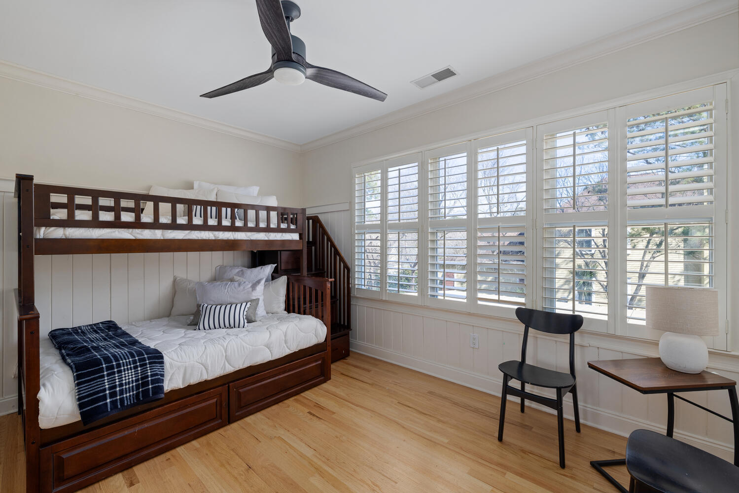 102 Bellinger Street