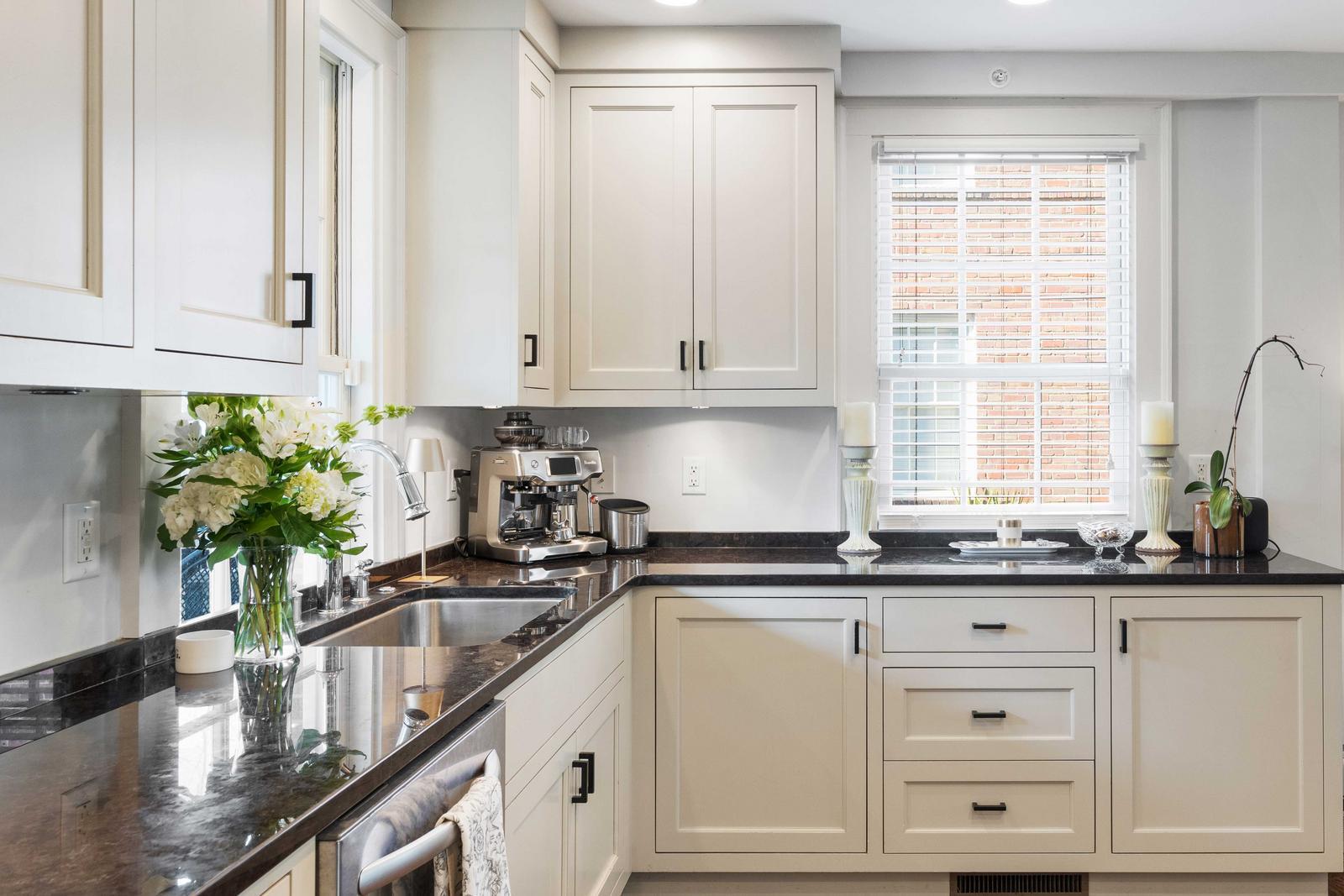 51 Gadsden Street # B