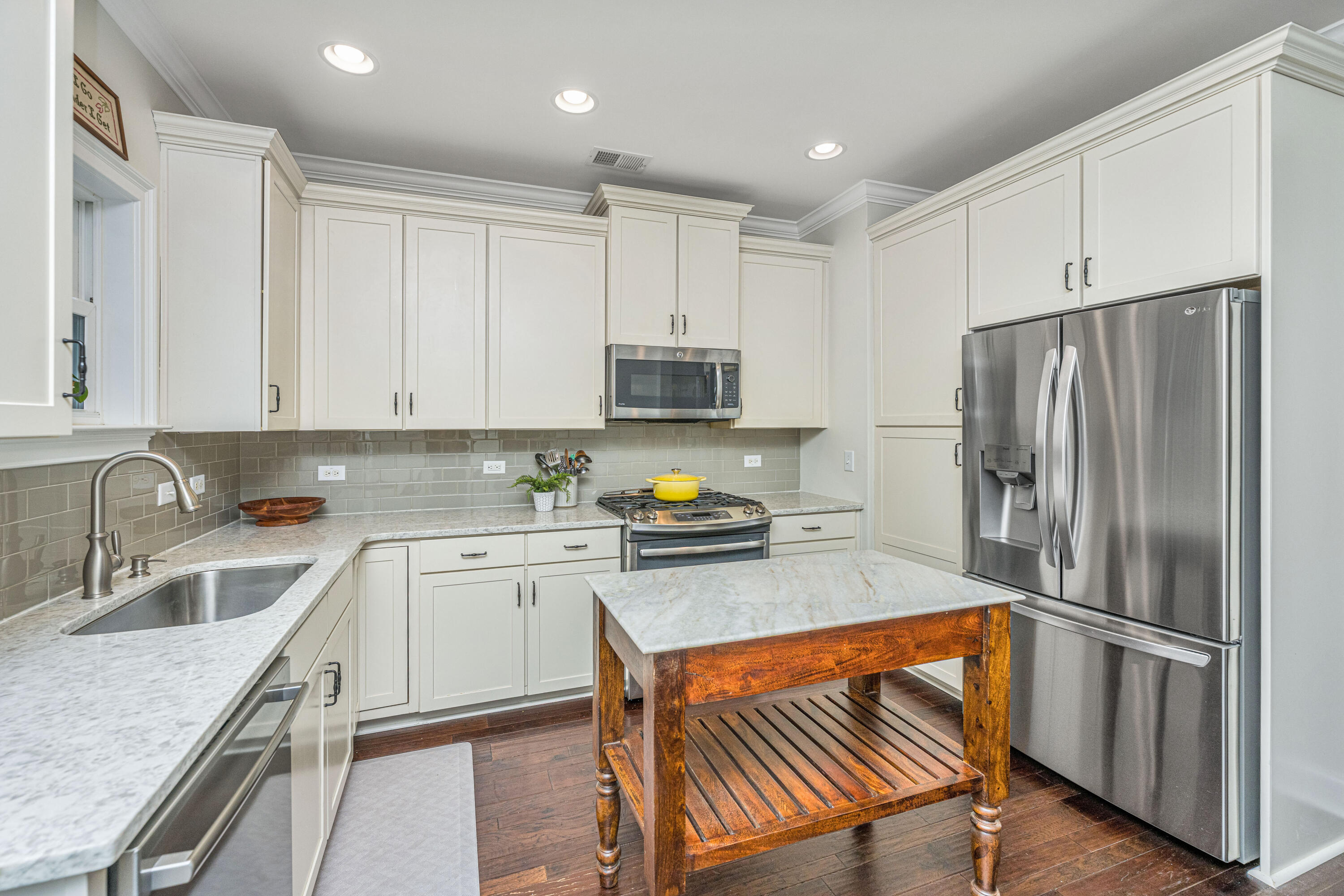3496 Yarmouth Drive