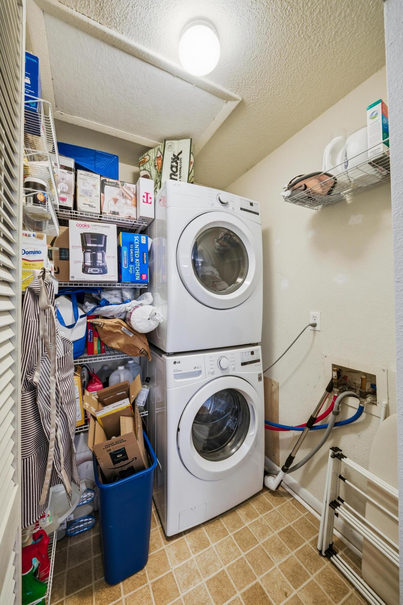 267 Alexandra Road Unit 12