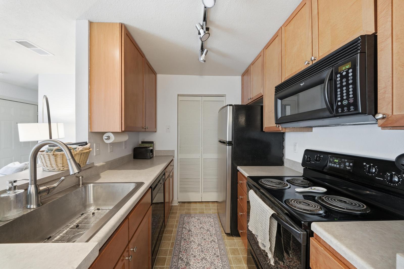 267 Alexandra Road Unit 12
