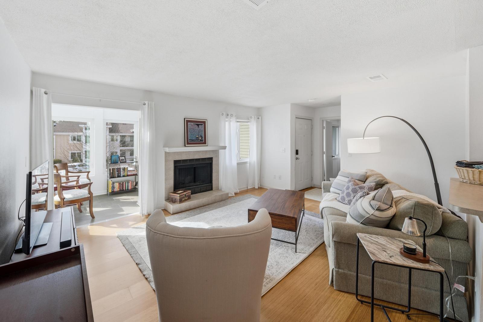 267 Alexandra Road Unit 12