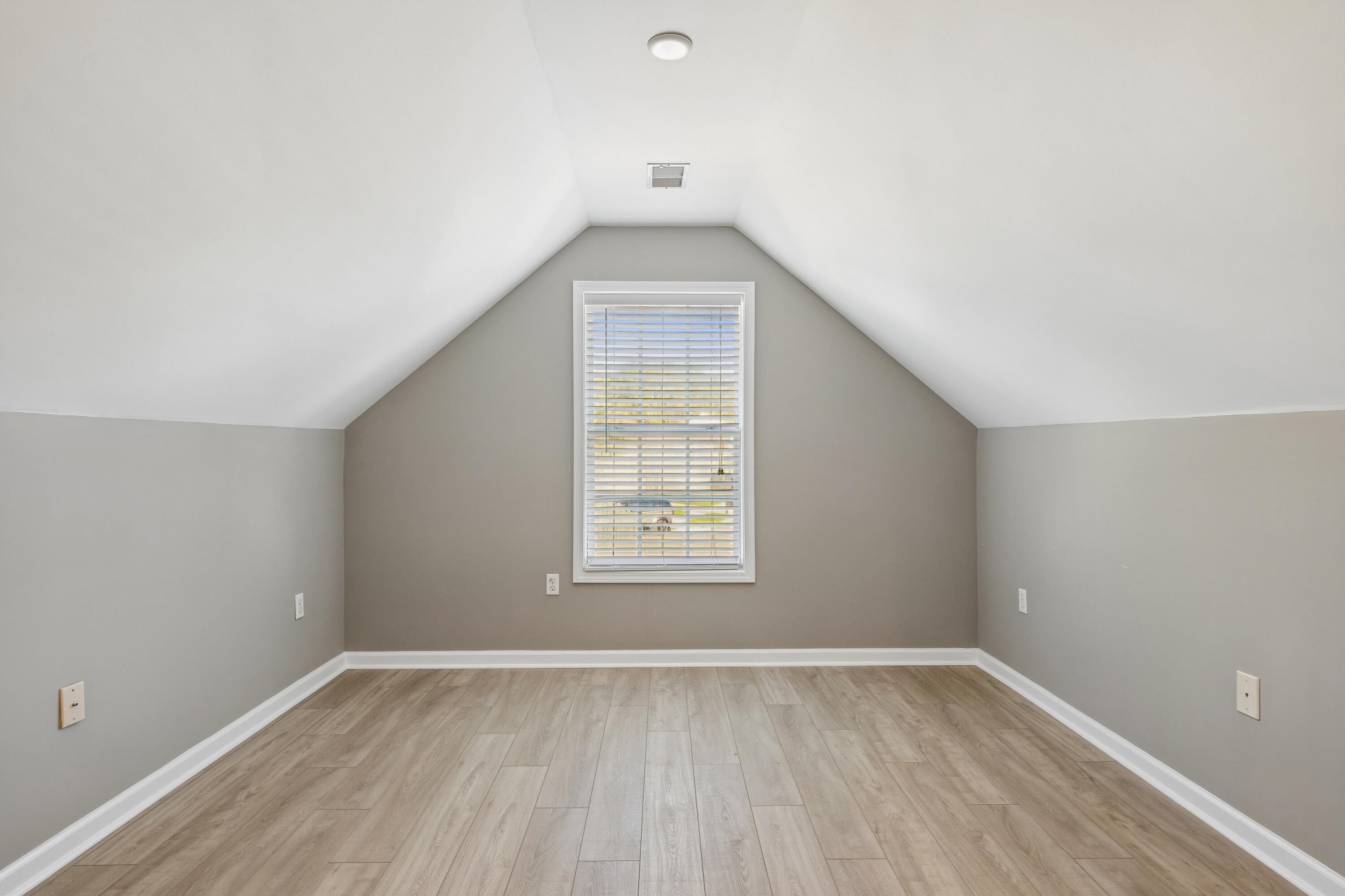1476 Harbor Mist Court
