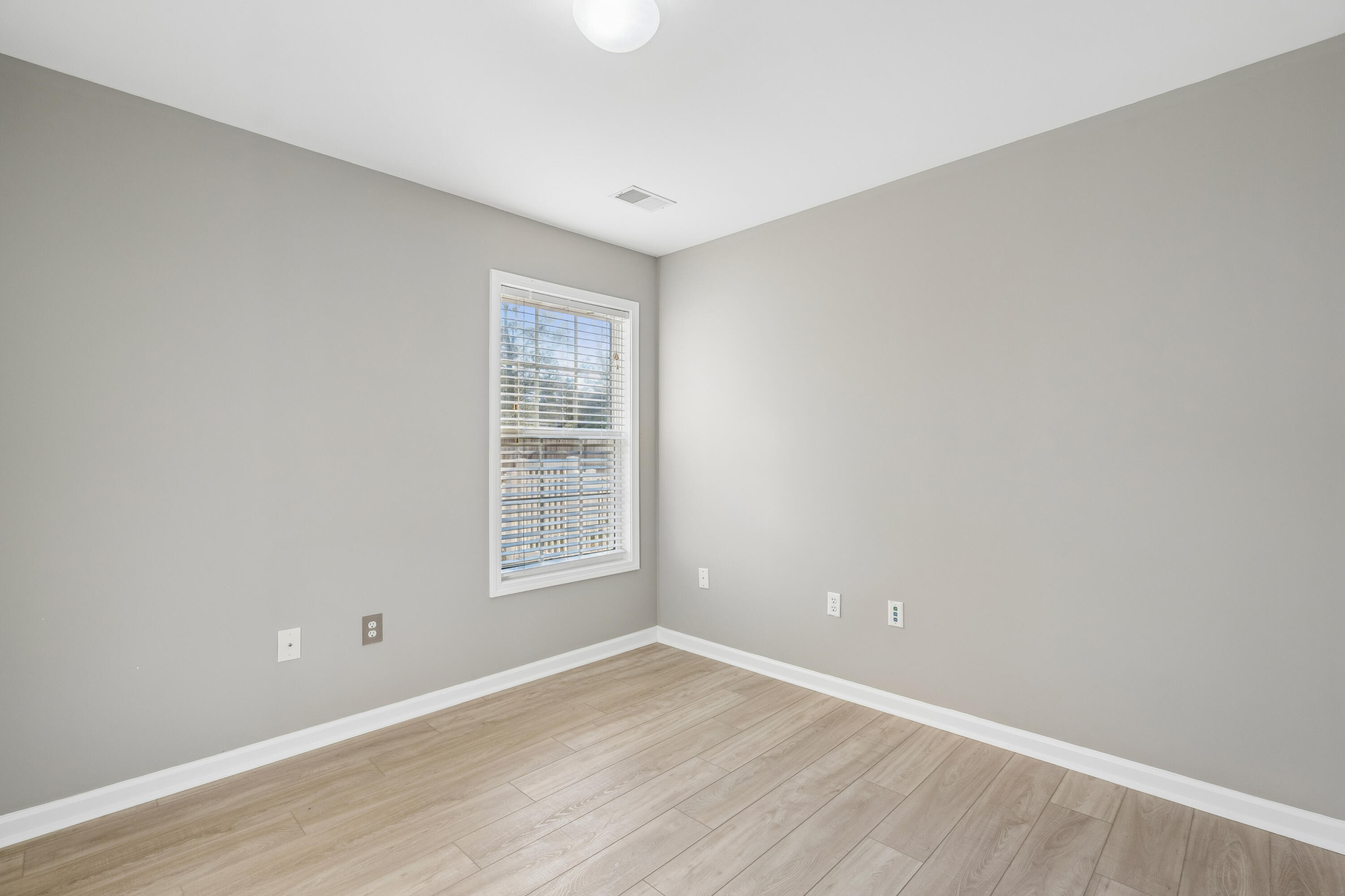 1476 Harbor Mist Court