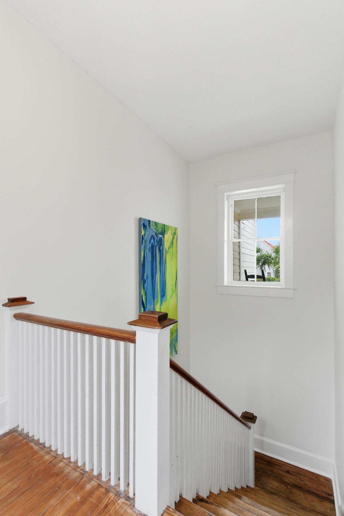 87 1/2 1/4 Warren Street