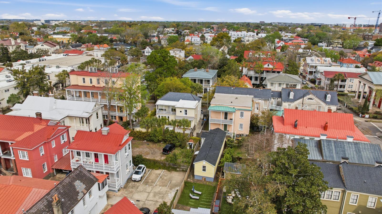 87 1/2 1/4 Warren Street