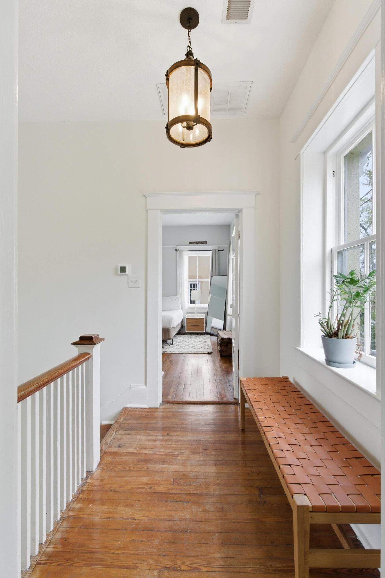 87 1/2 1/4 Warren Street