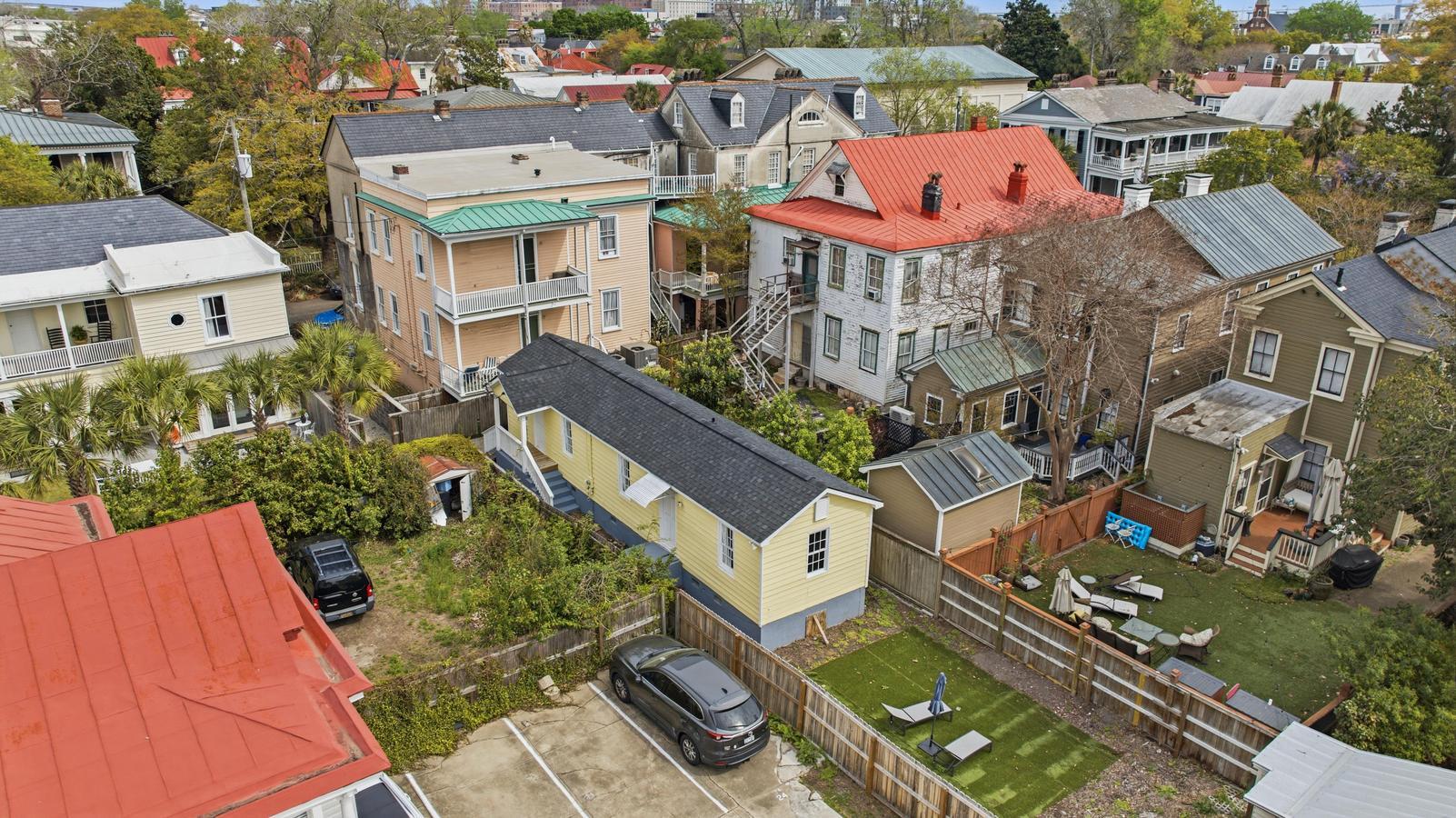 87 1/2 1/4 Warren Street