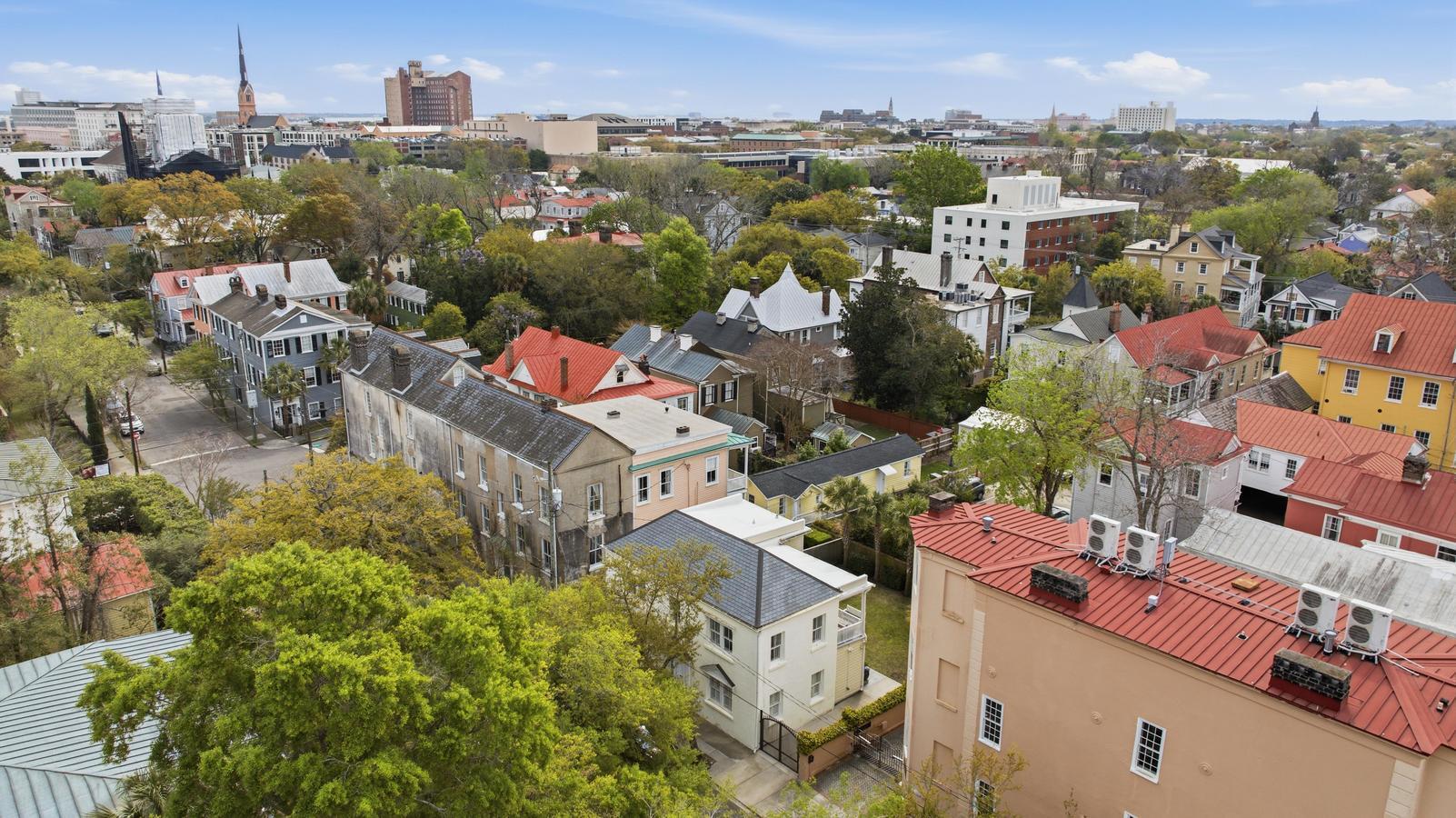 87 1/2 1/4 Warren Street