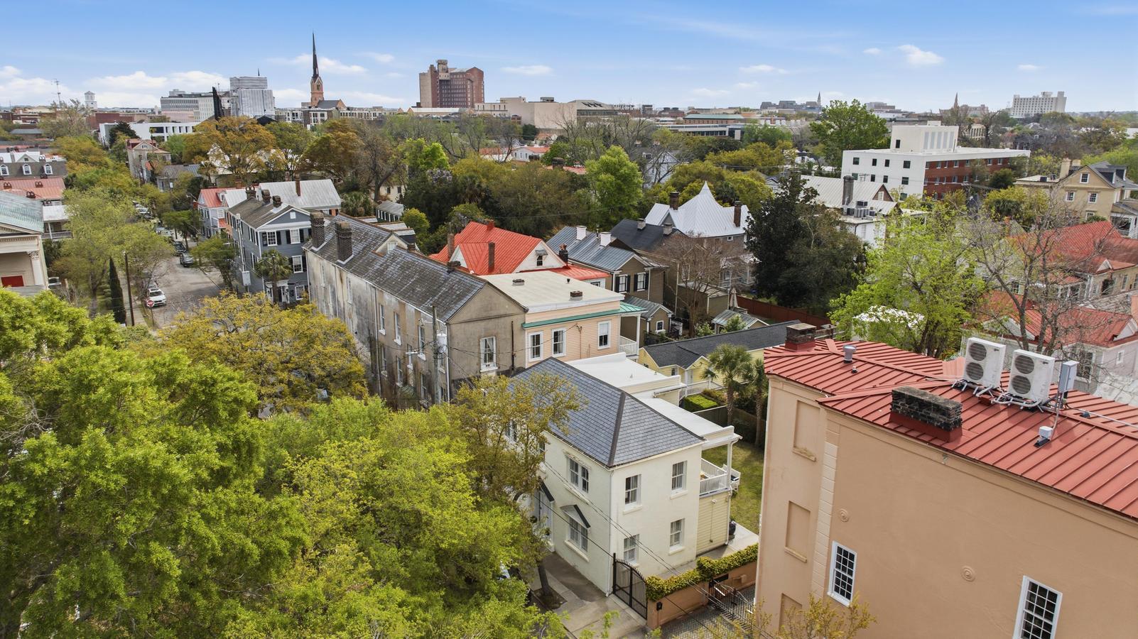 87 1/2 1/4 Warren Street