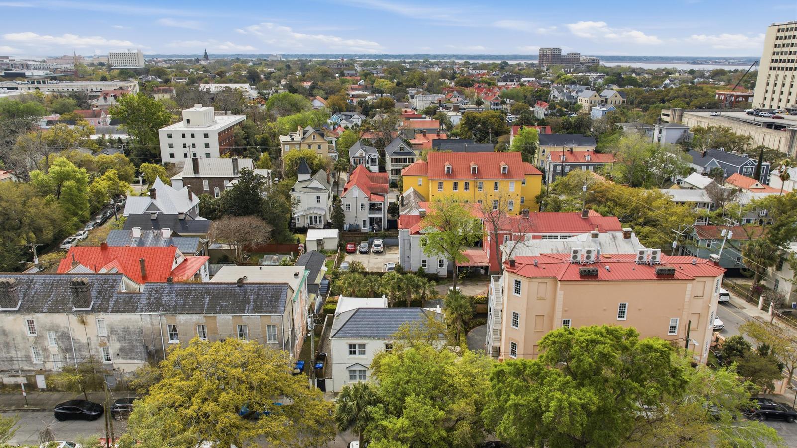 87 1/2 1/4 Warren Street