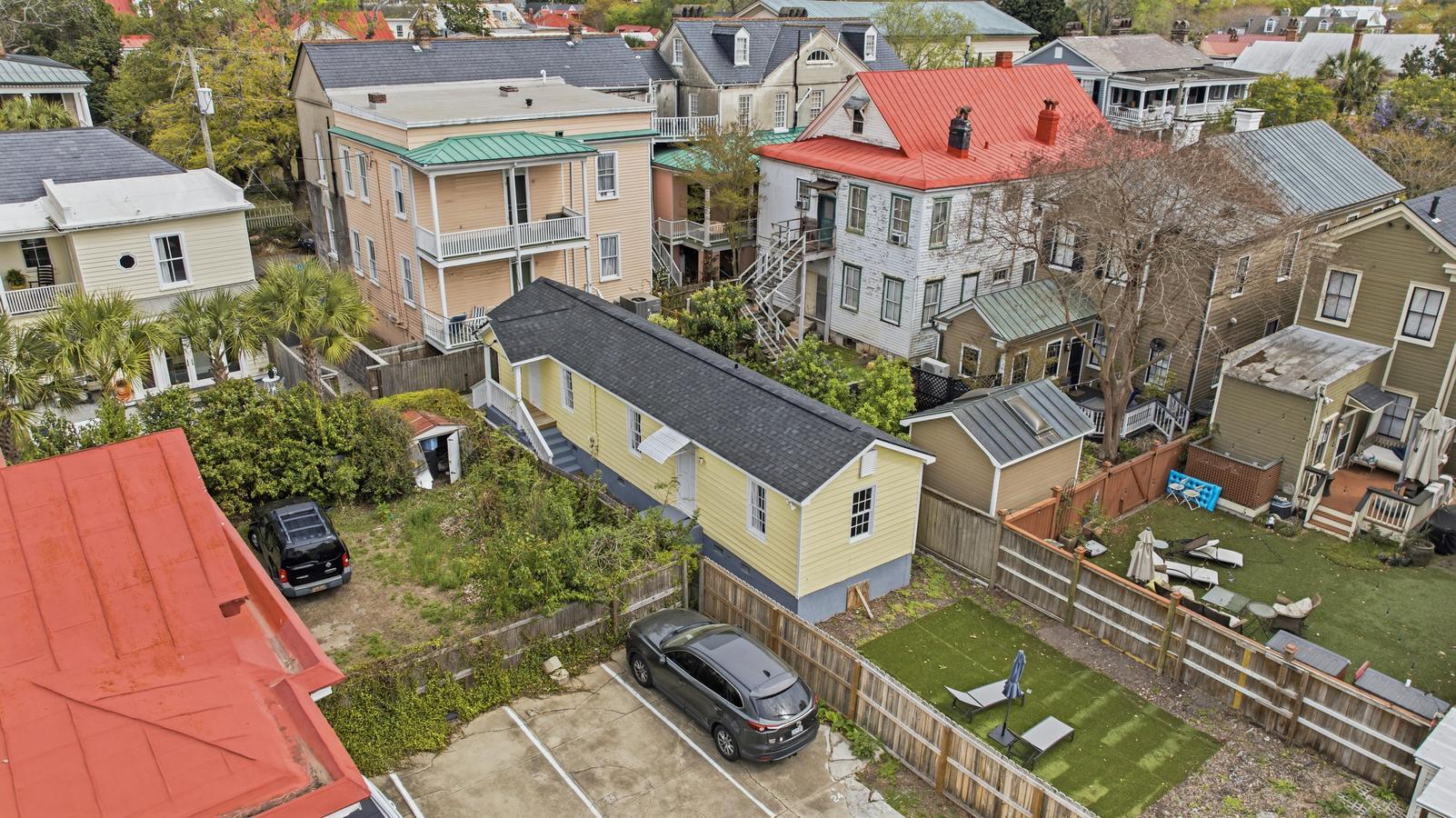 87 1/2 1/4 Warren Street