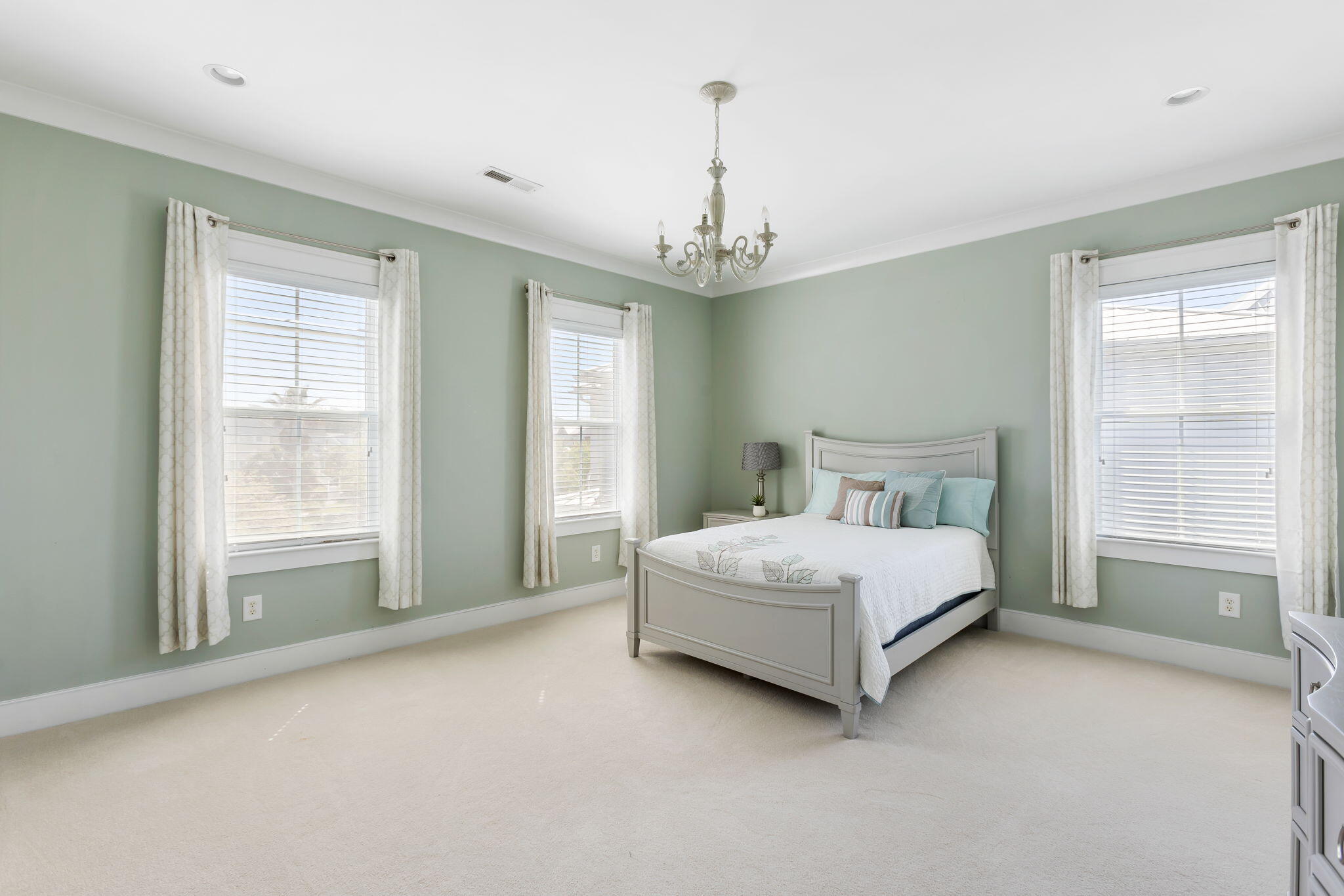 2652 Crooked Stick Lane