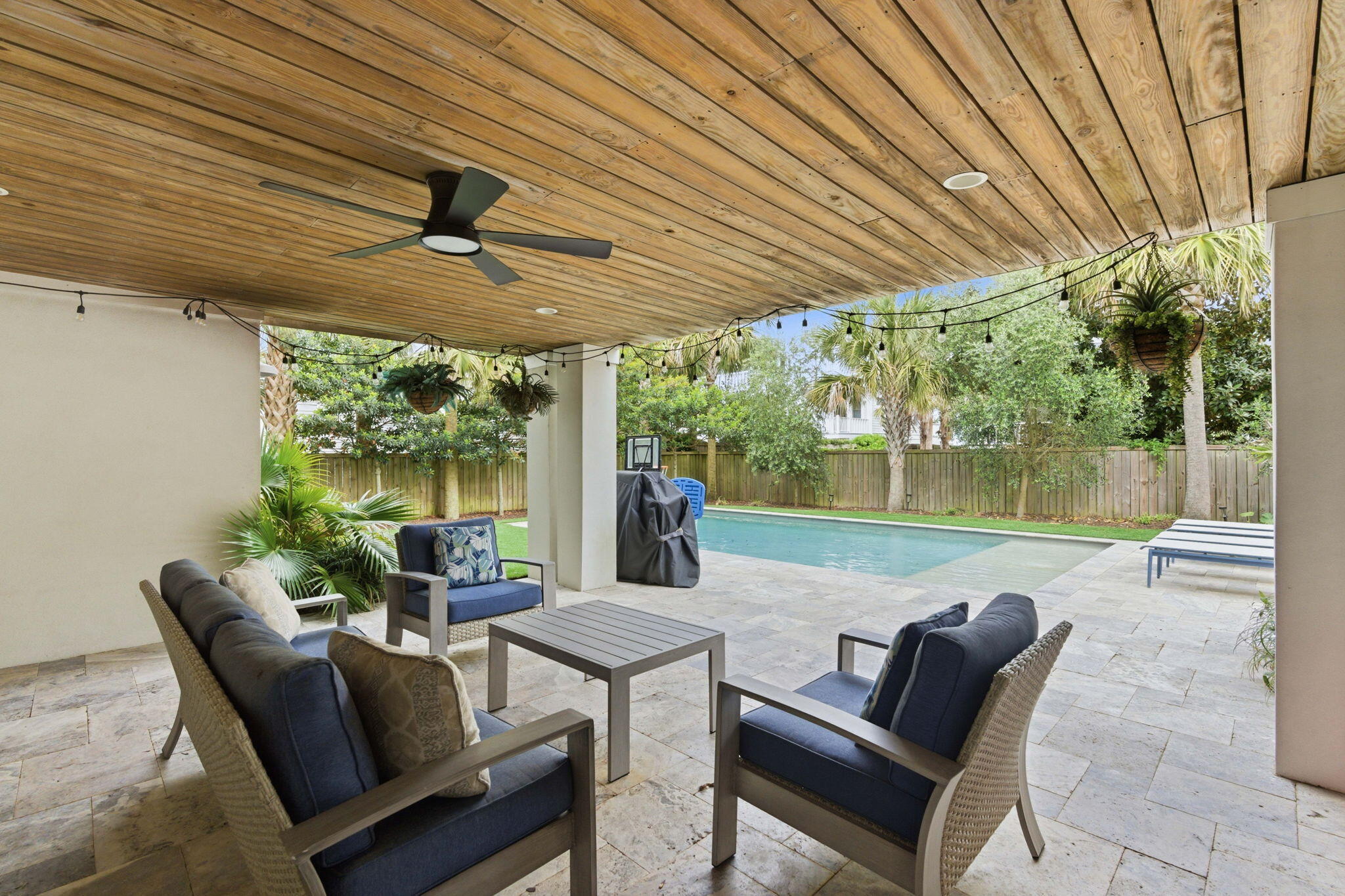 517 Carolina Boulevard