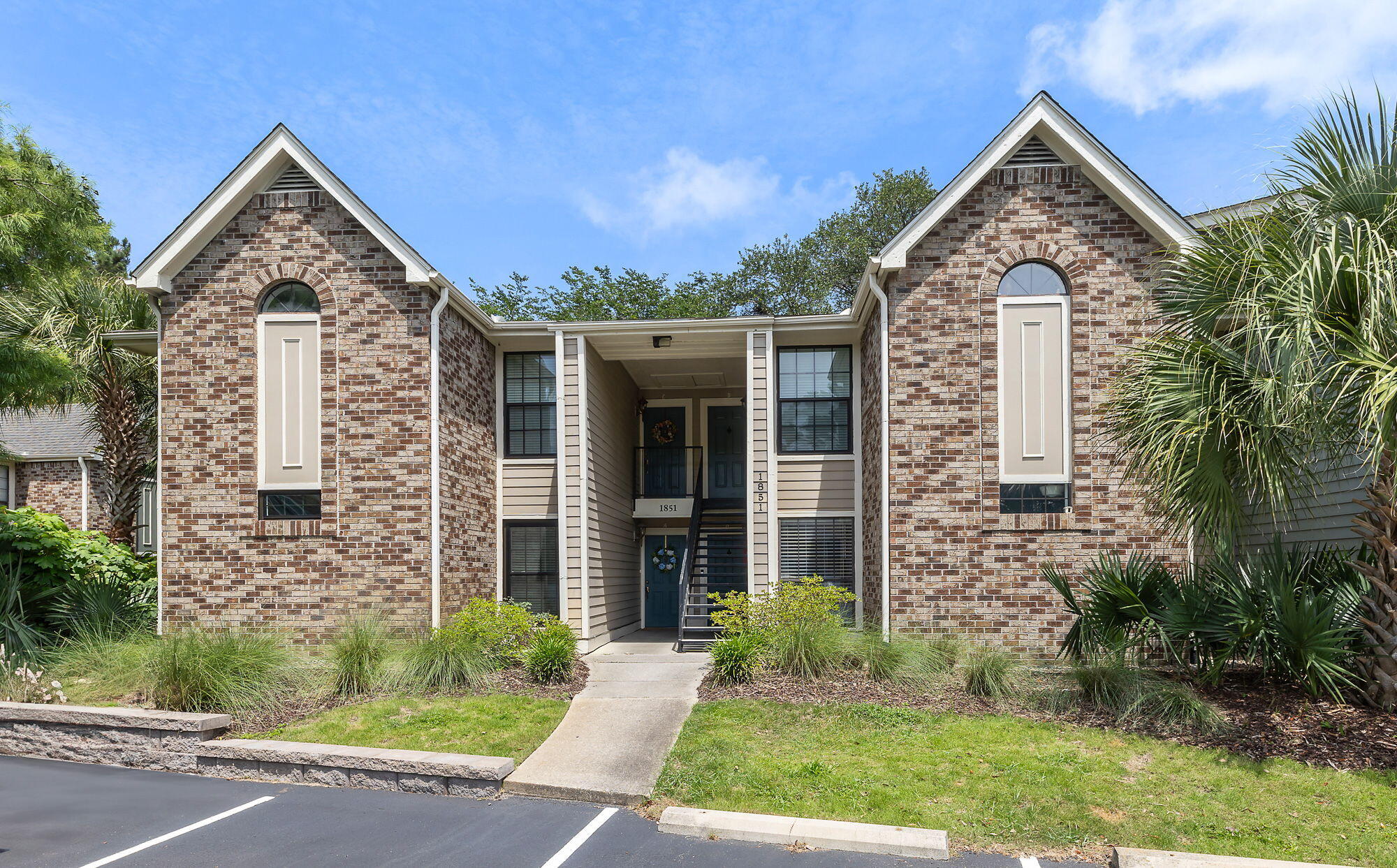 1851 Montclair Drive # B Unit: 1851-B