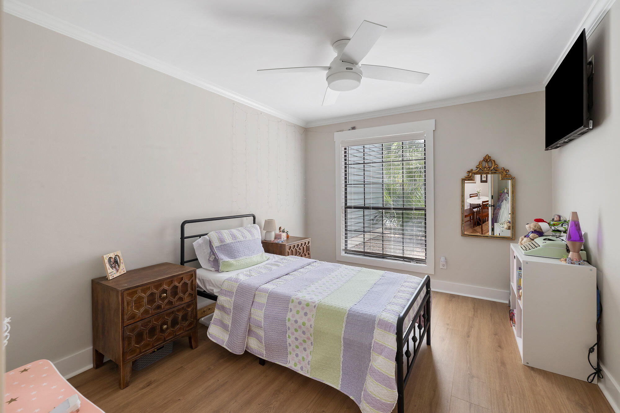 1851 Montclair Drive # B Unit: 1851-B