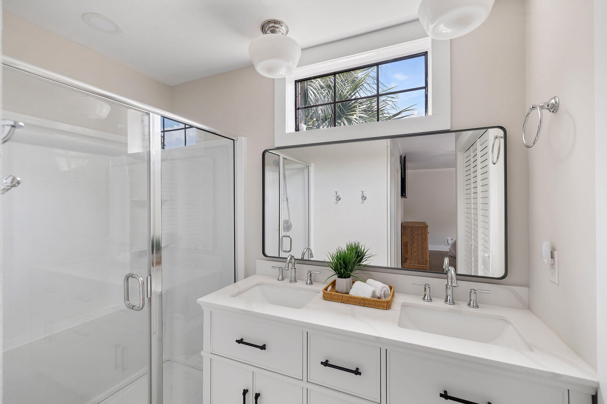 1851 Montclair Drive # B Unit: 1851-B