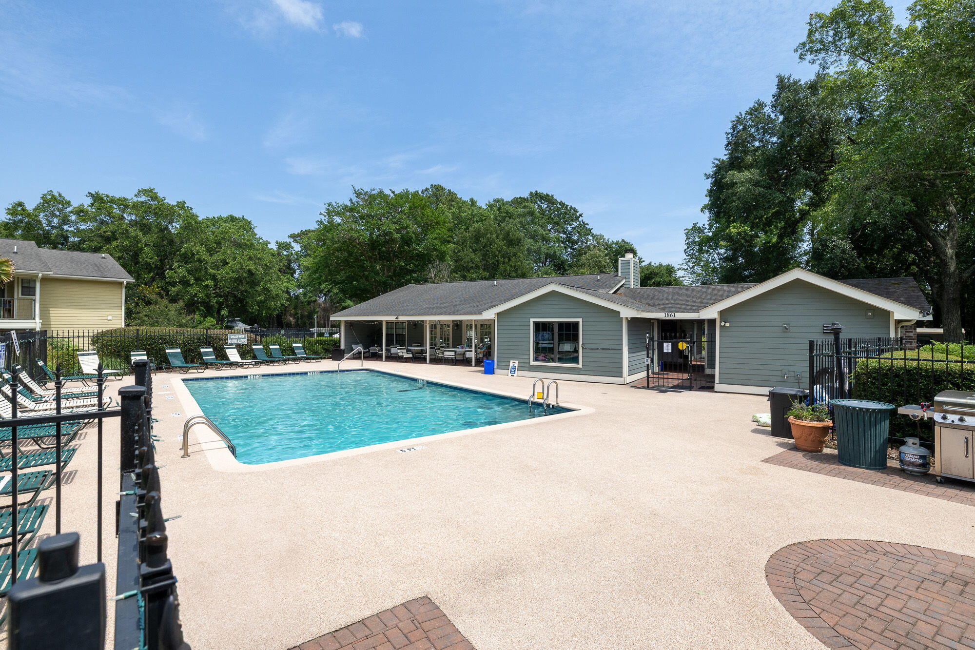 1851 Montclair Drive # B Unit: 1851-B