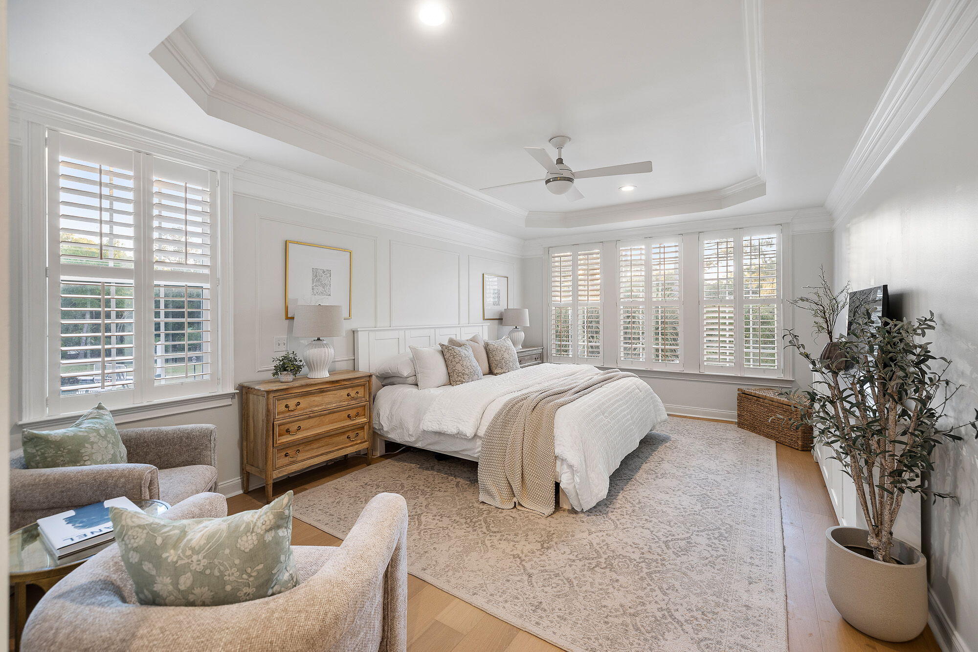 4882 Sound View Drive