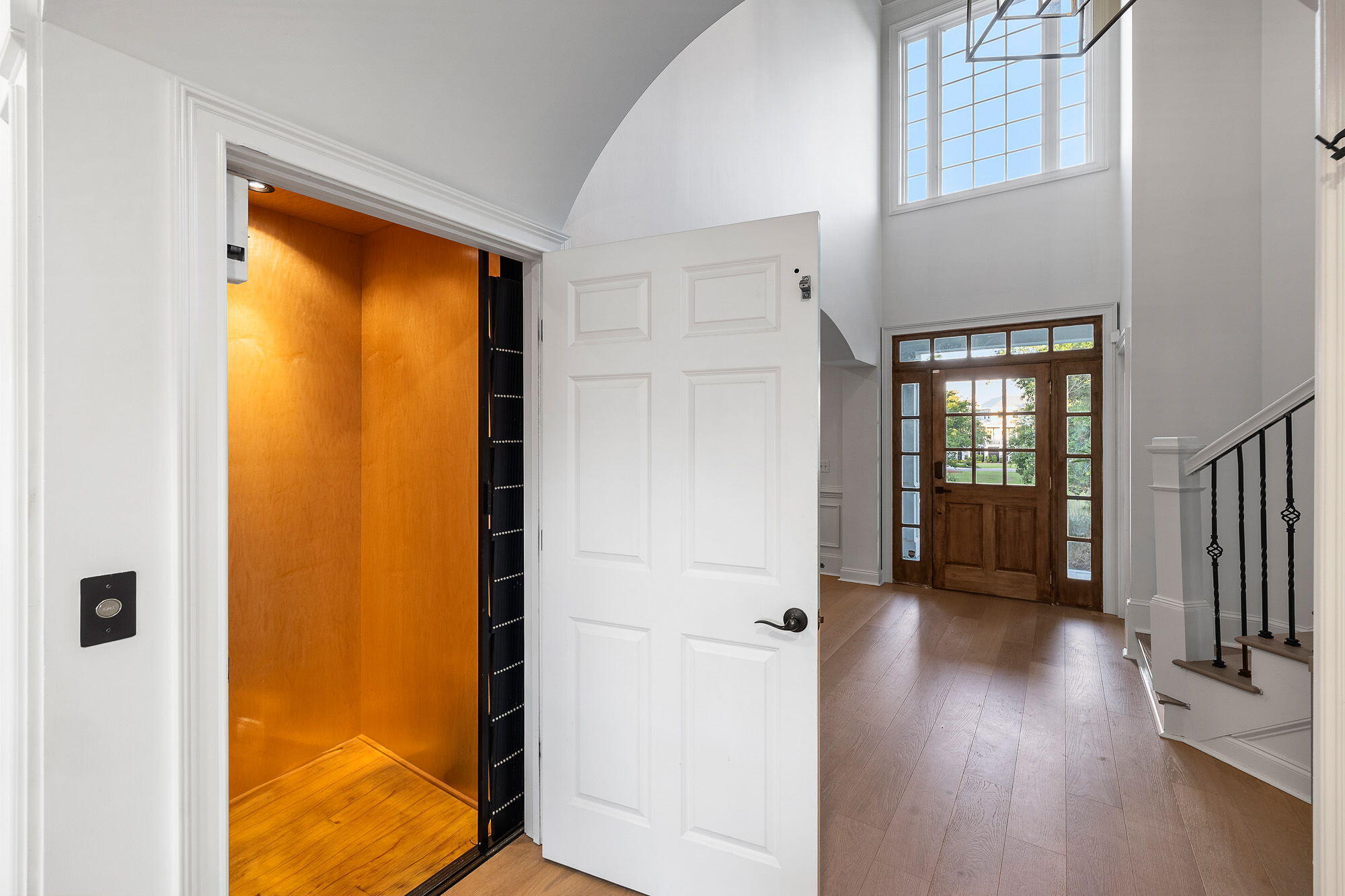 4882 Sound View Drive