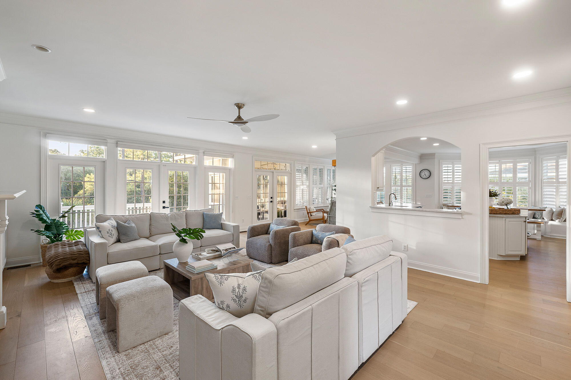 4882 Sound View Drive