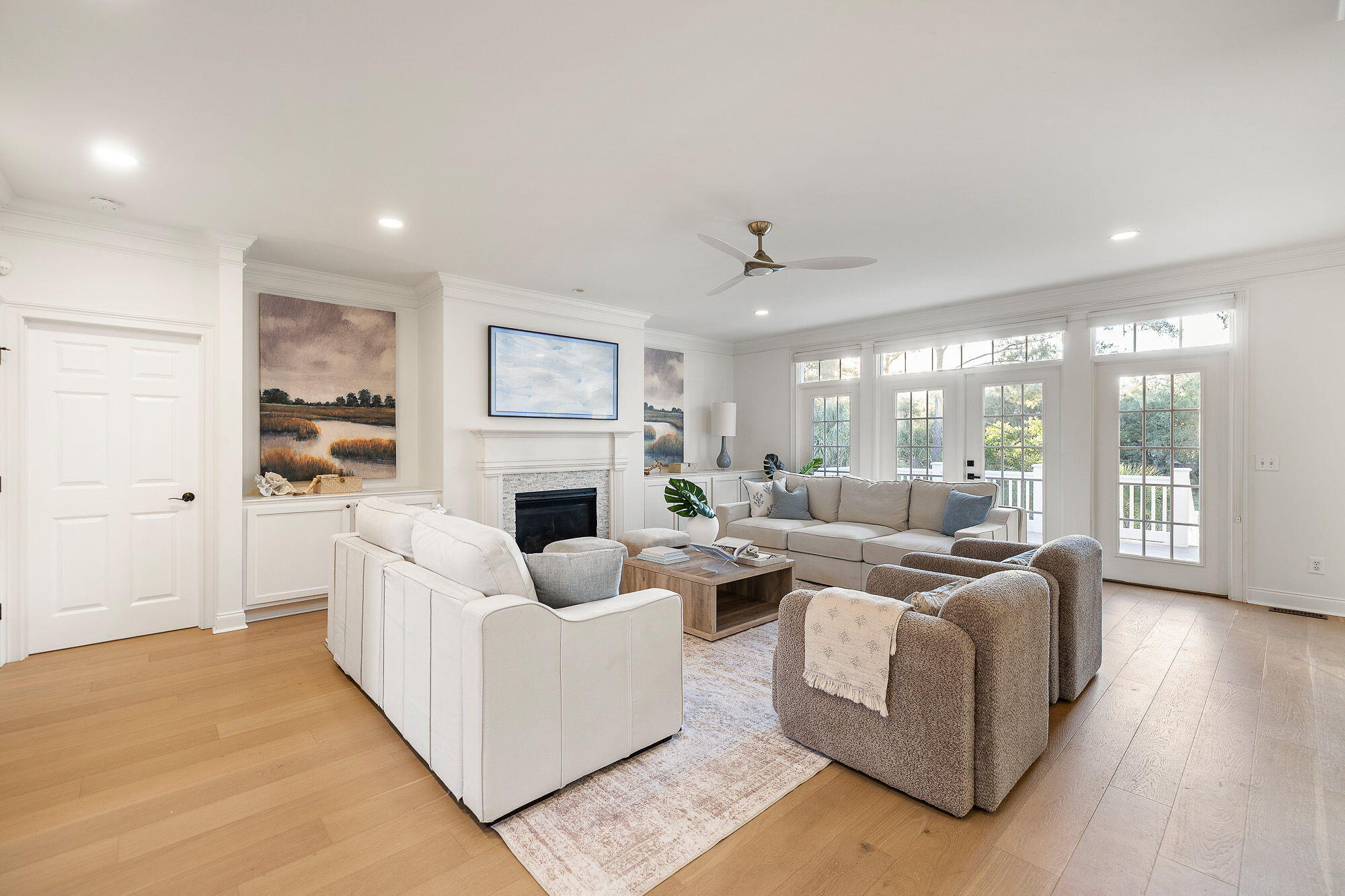 4882 Sound View Drive