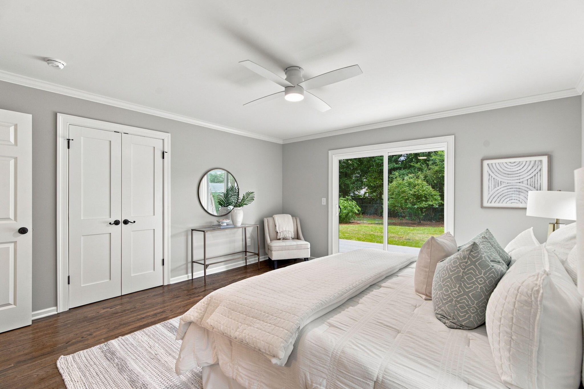 630 W Oak Forest Drive