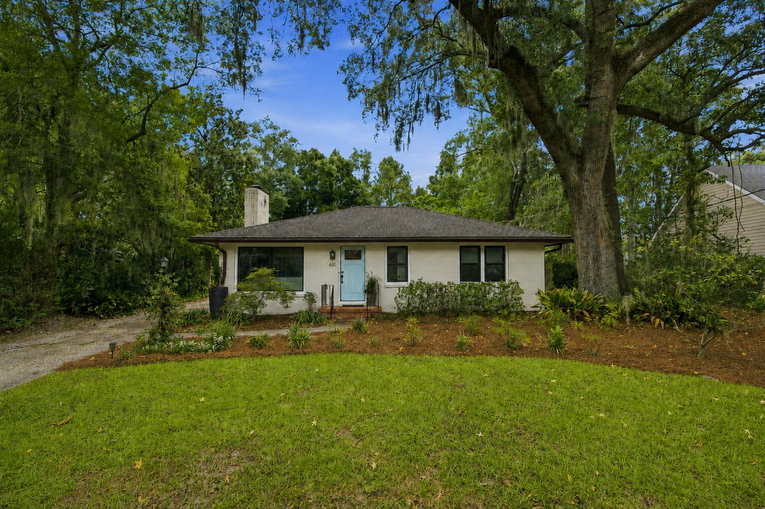 630 W Oak Forest Drive