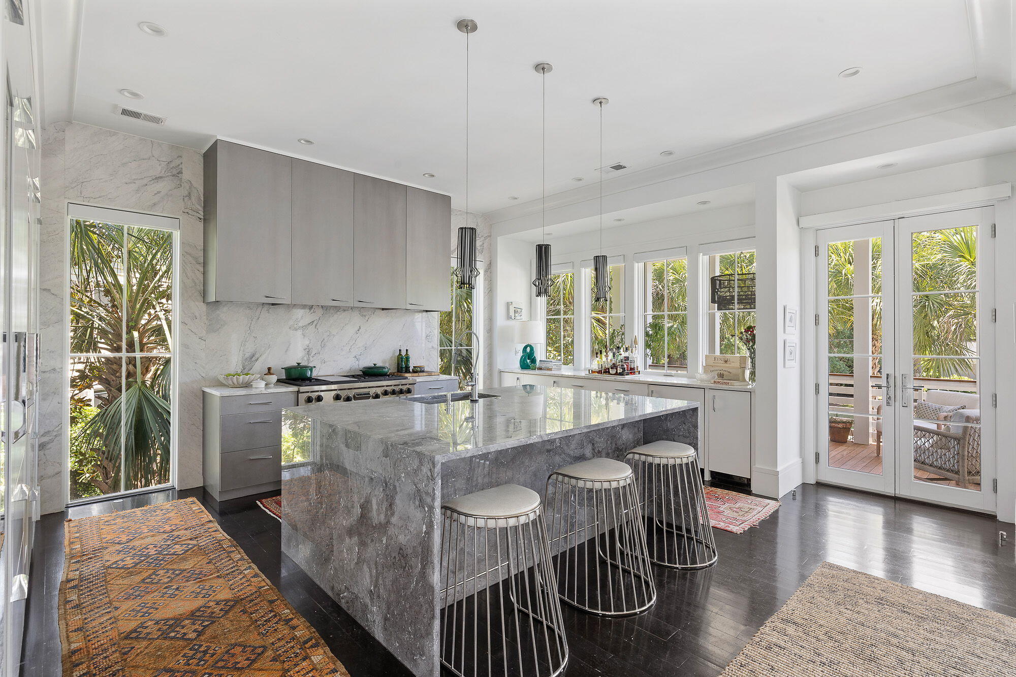 1616 Poe Avenue