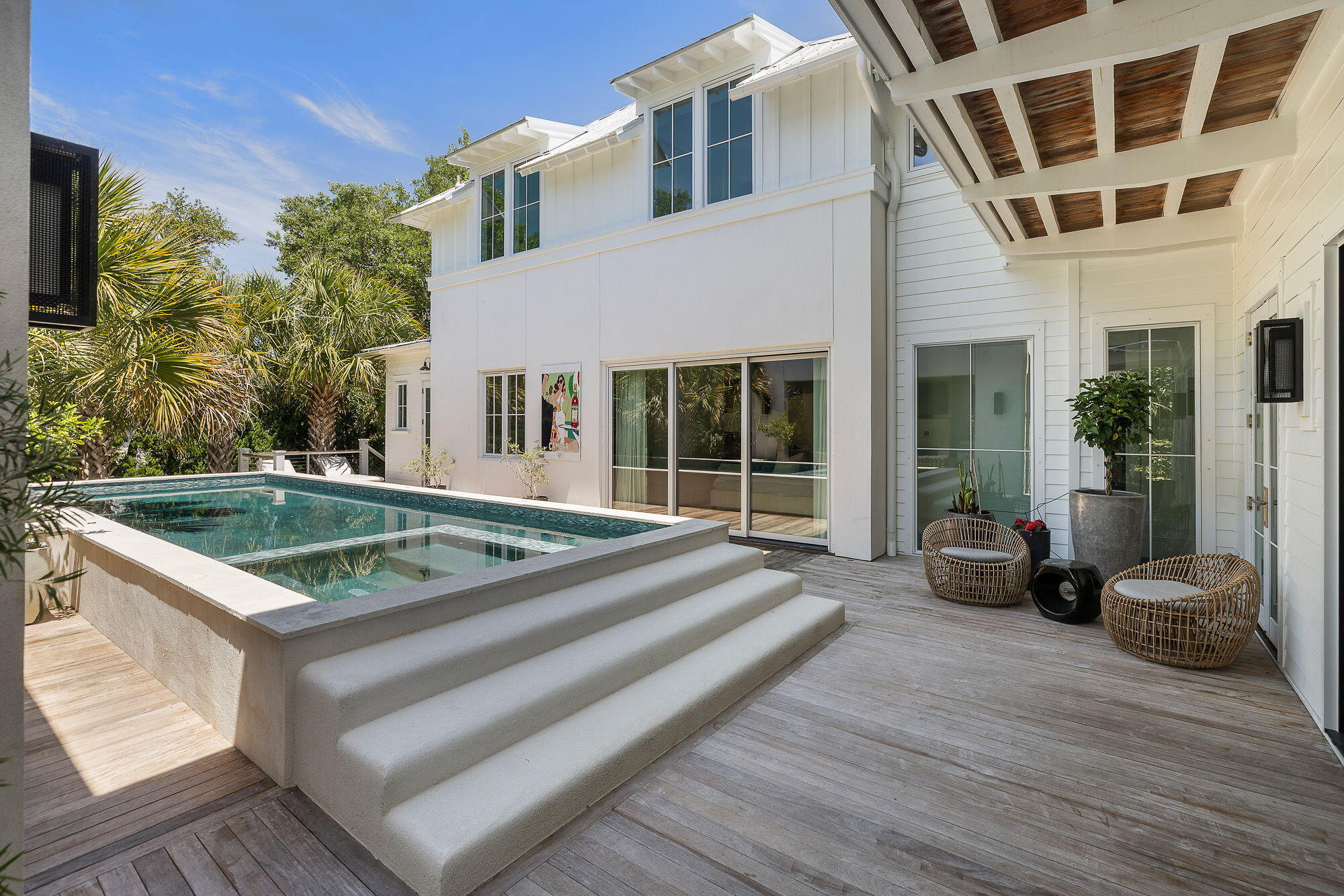 1616 Poe Avenue