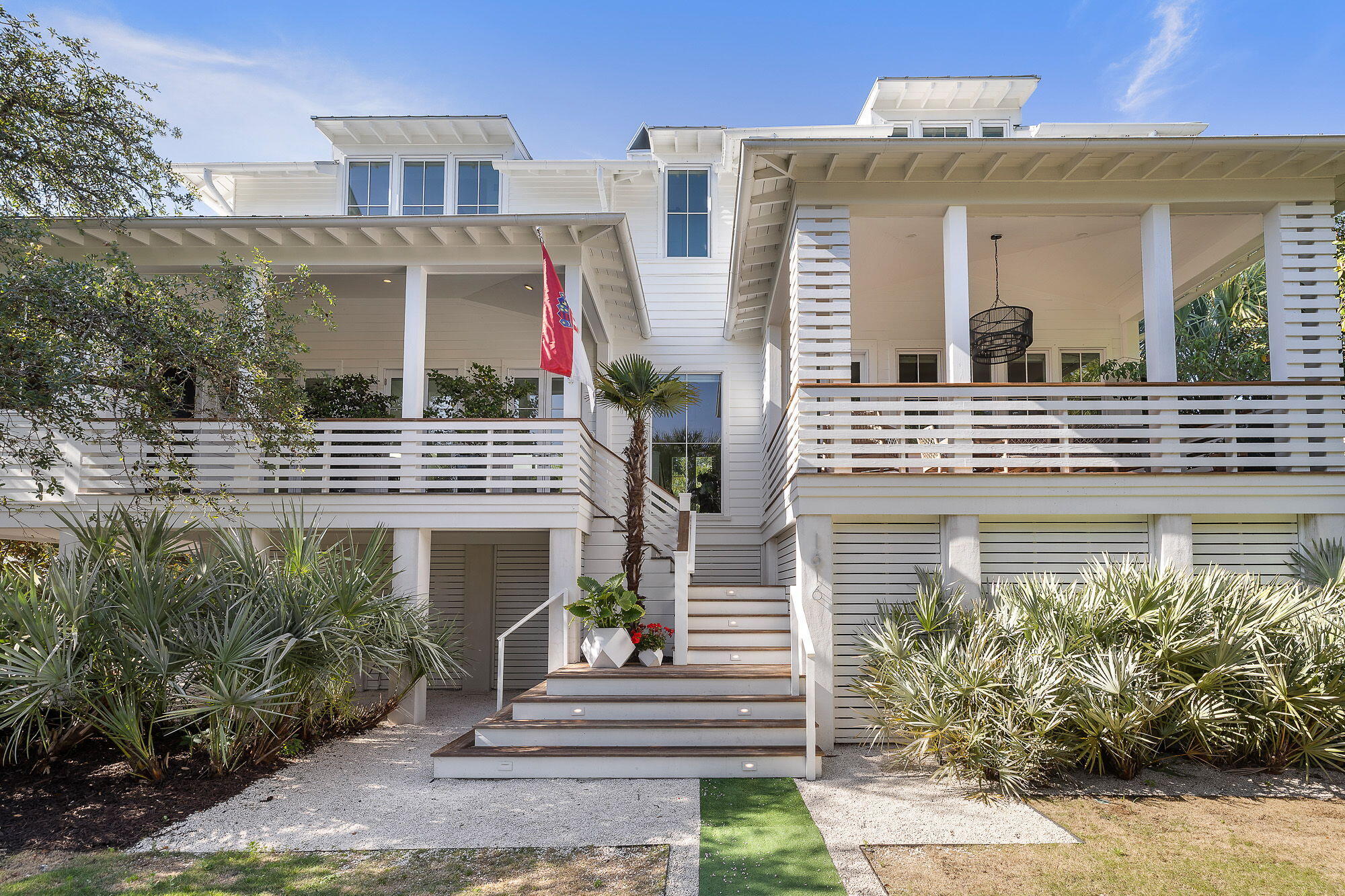1616 Poe Avenue