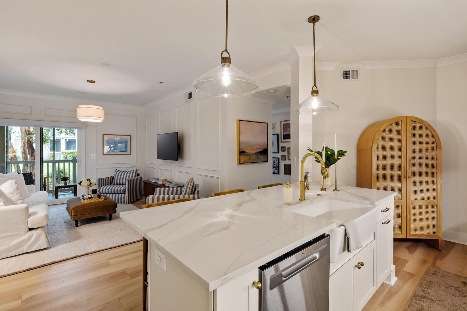 1300 Park W Boulevard # 304