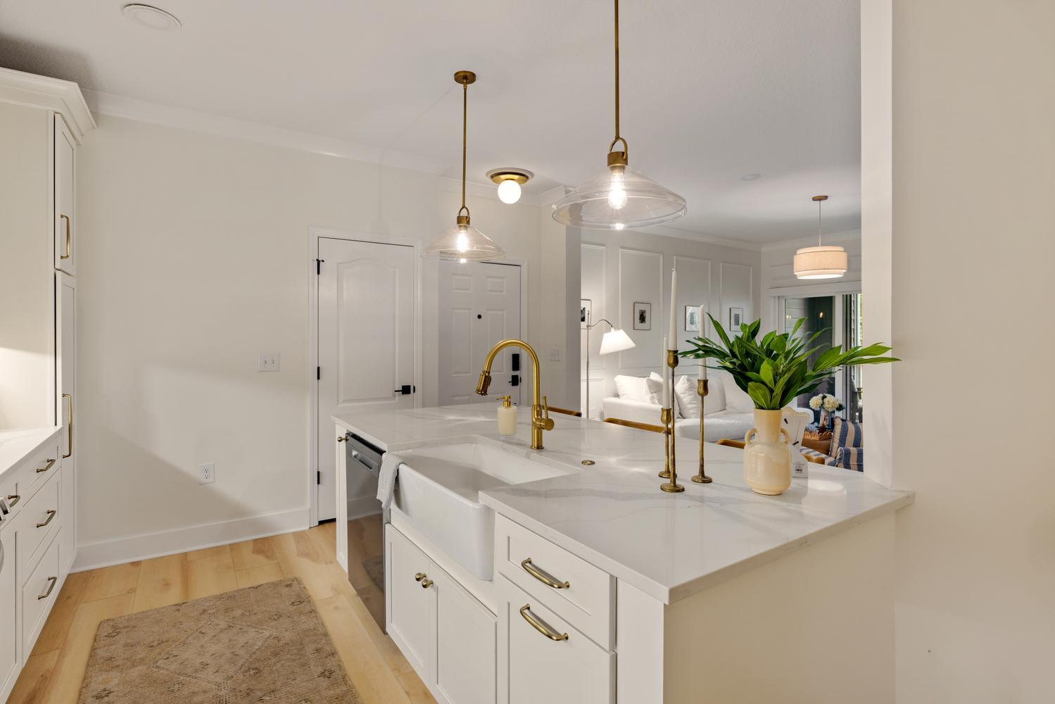 1300 Park W Boulevard # 304