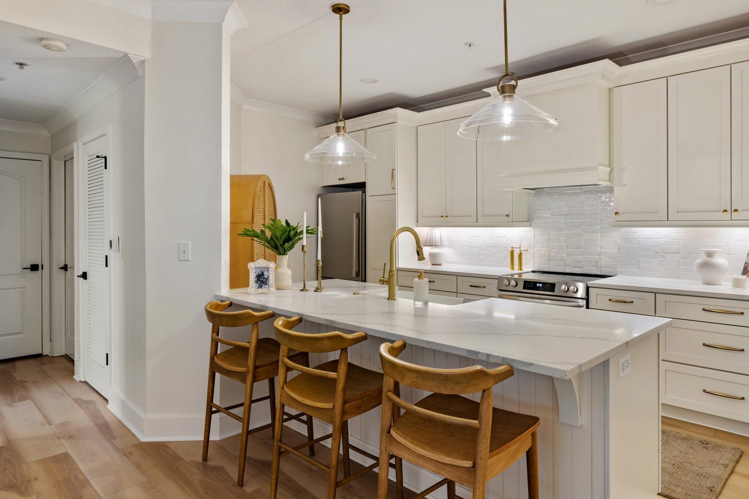 1300 Park W Boulevard # 304